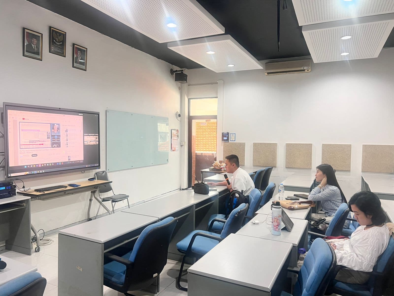 Baru! ​Kelas Hybrid Persiapan CFA, kerjasama CPD Ubaya dengan CFA Society yang pertama kali